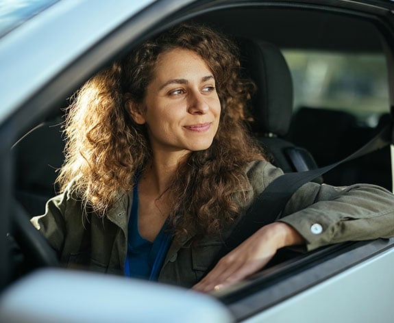 Mujer al volante