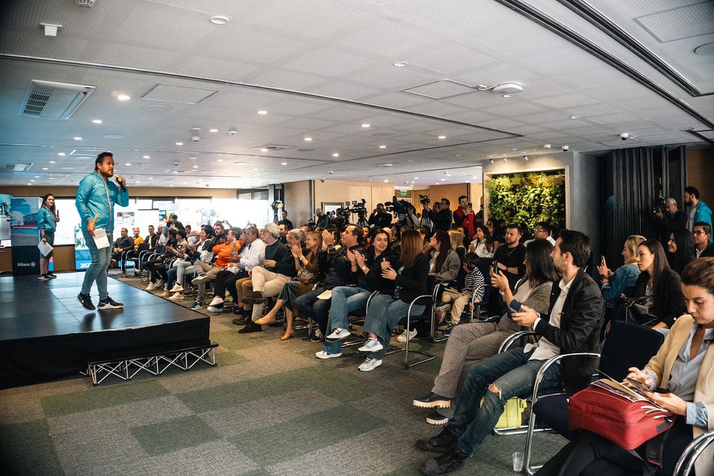 conversacion con prensa